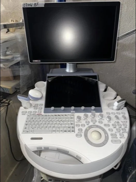 GE Voluson E10 Ultrasound Machine