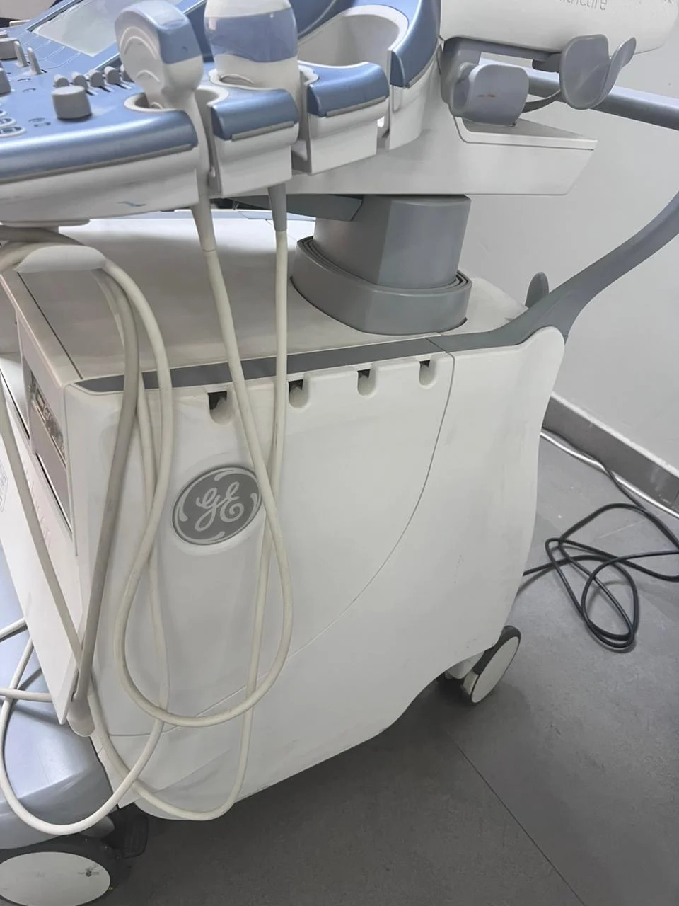 GE Voluson E6 Ultrasound Machine