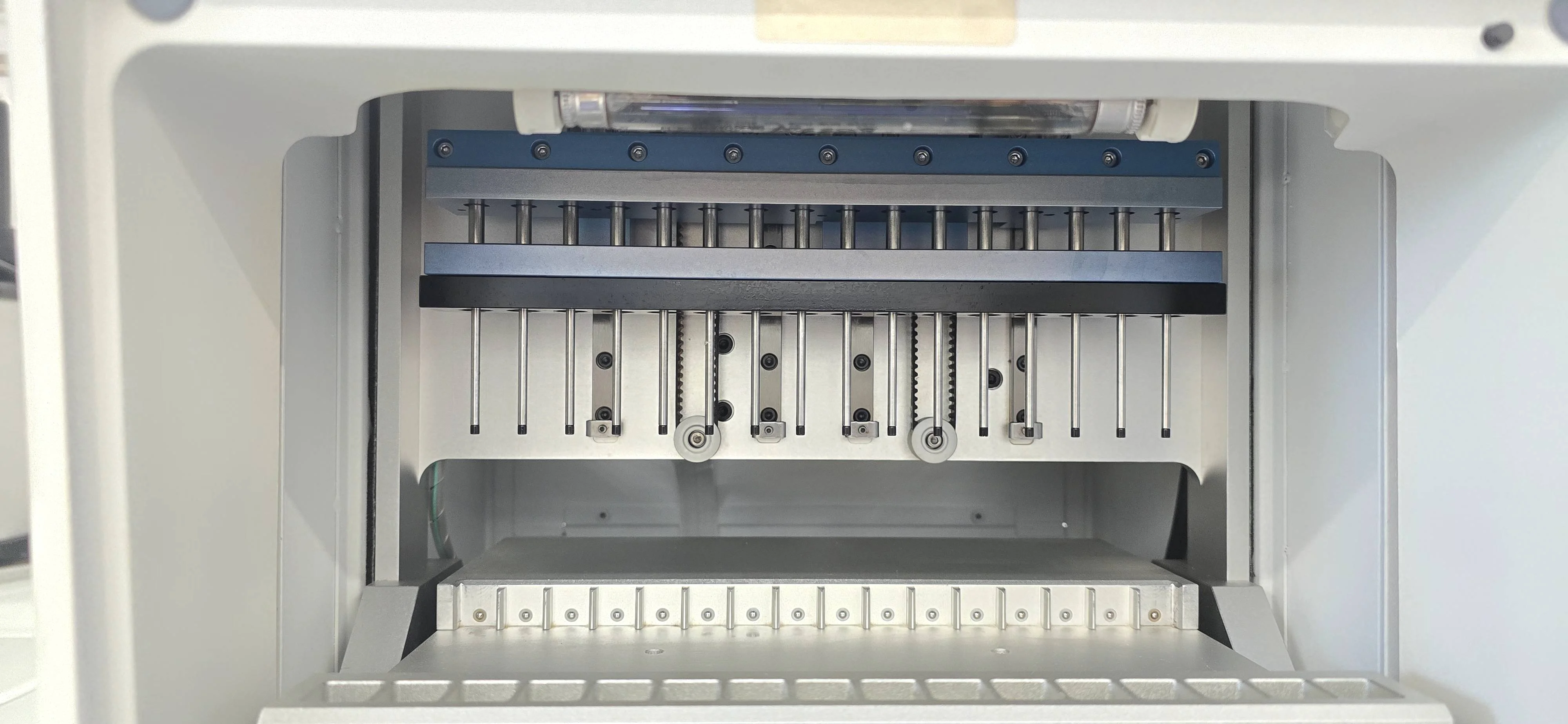Maxwell Extraction System Sell DNA extractor on Bimedis DNA extractor PROMEGA Maxwell 16 (France)