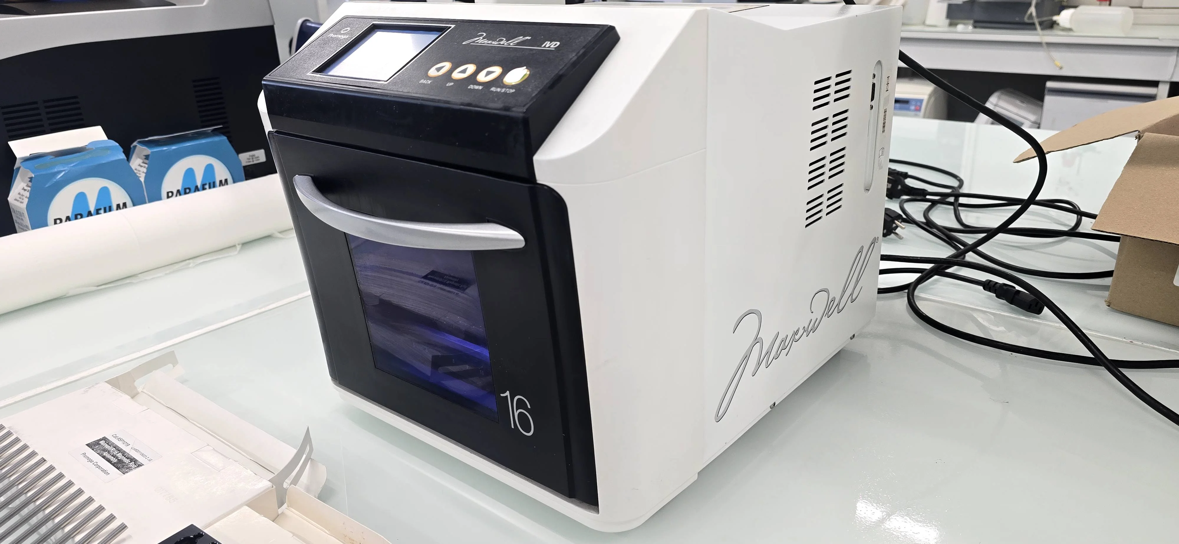 Maxwell Extraction System Sell DNA extractor on Bimedis DNA extractor PROMEGA Maxwell 16 (France)