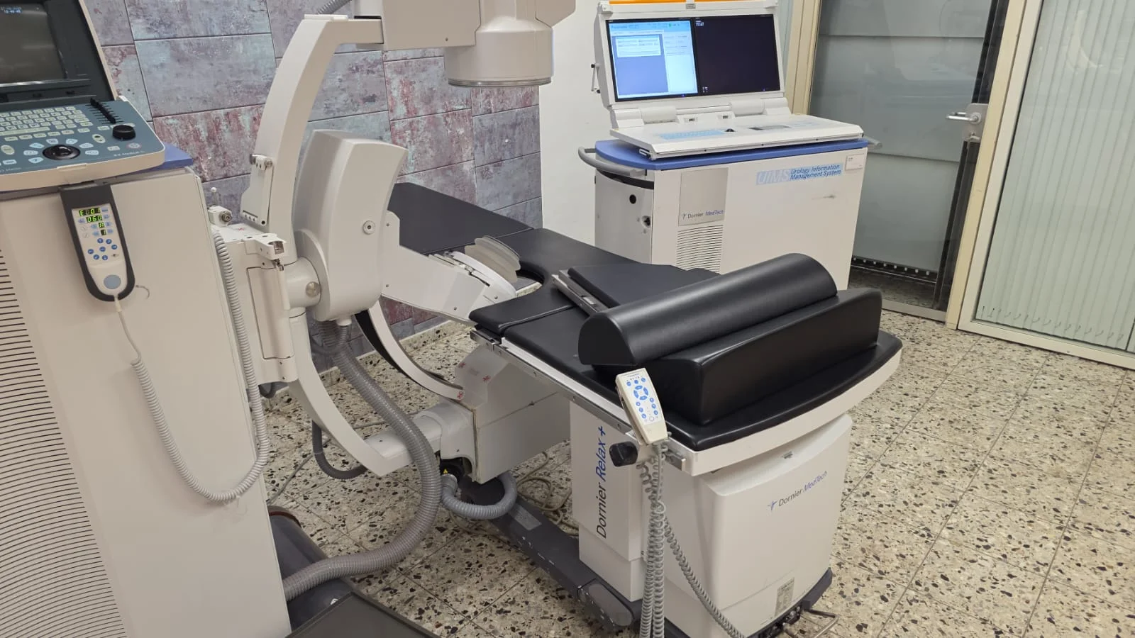 Sell Lithotripter DORNIER MEDTECH COMPACT DELTA II 2010 (Germany) | Bimedis