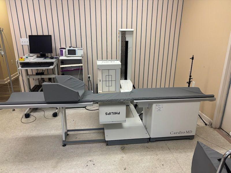 Spect Camera Remote Sell SPECT Camera PHILIPS CardioMD 2004 (United States) | Bimedis