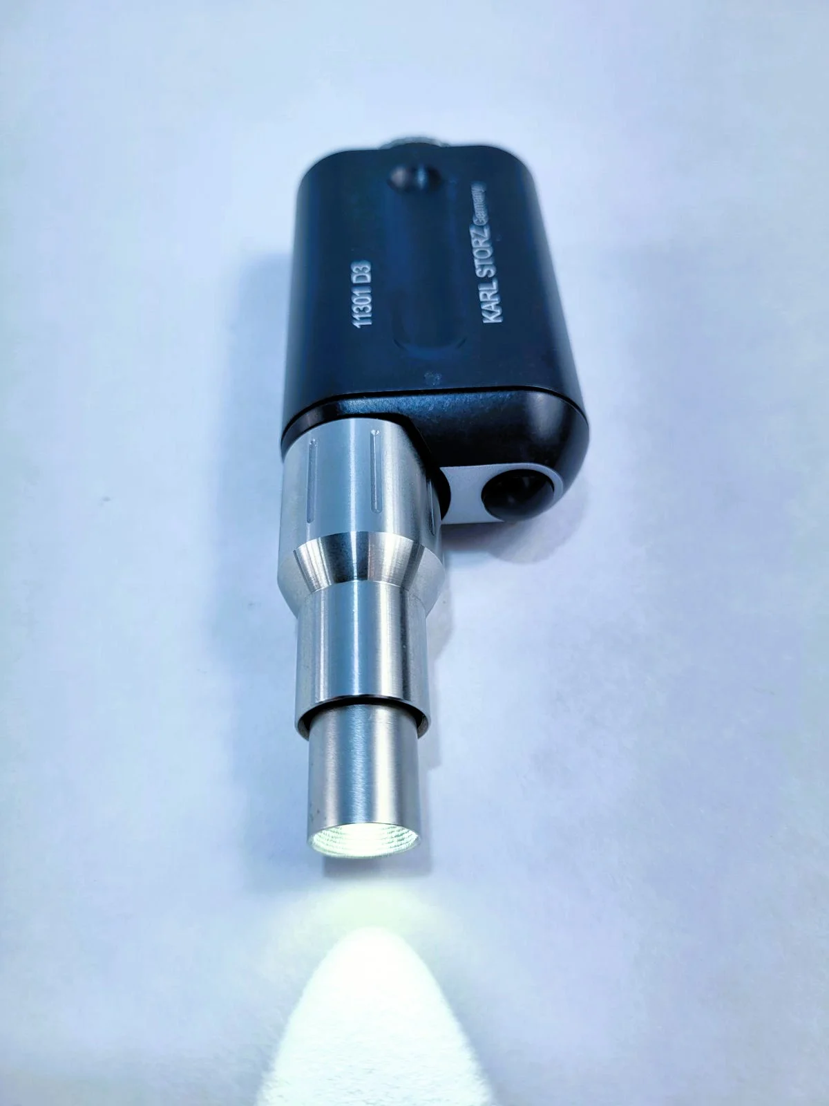 Sell Endoscope light source KARL STORZ 11301D3 (France) | Bimedis