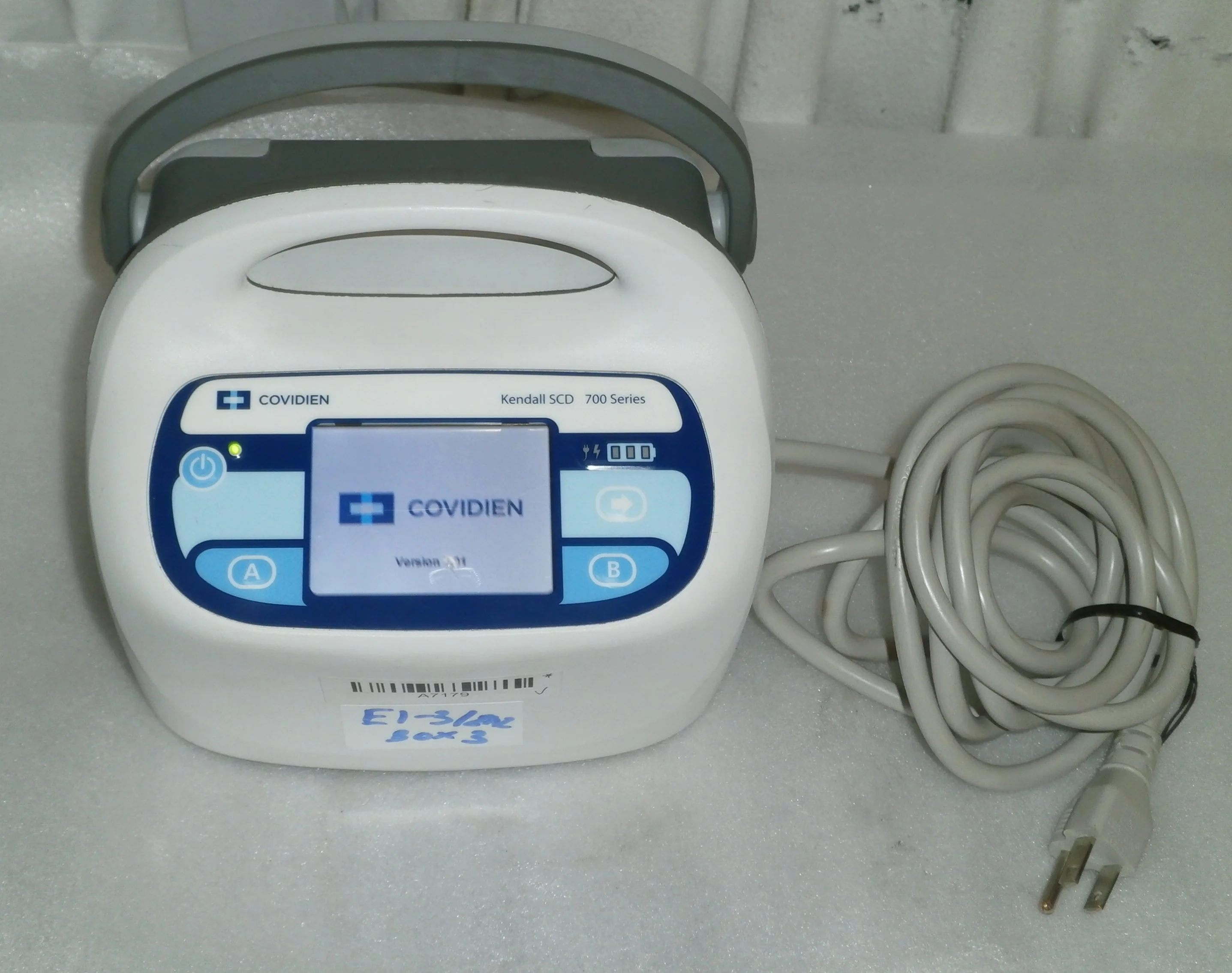 Sell Compression Therapy Machine COVIDIEN Kendall SCD 700 2018 (Canada ...