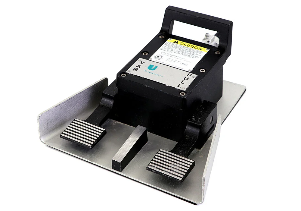 Sell Footswitches on Bimedis Footswitches LINEMASTER 606-EX (United States)