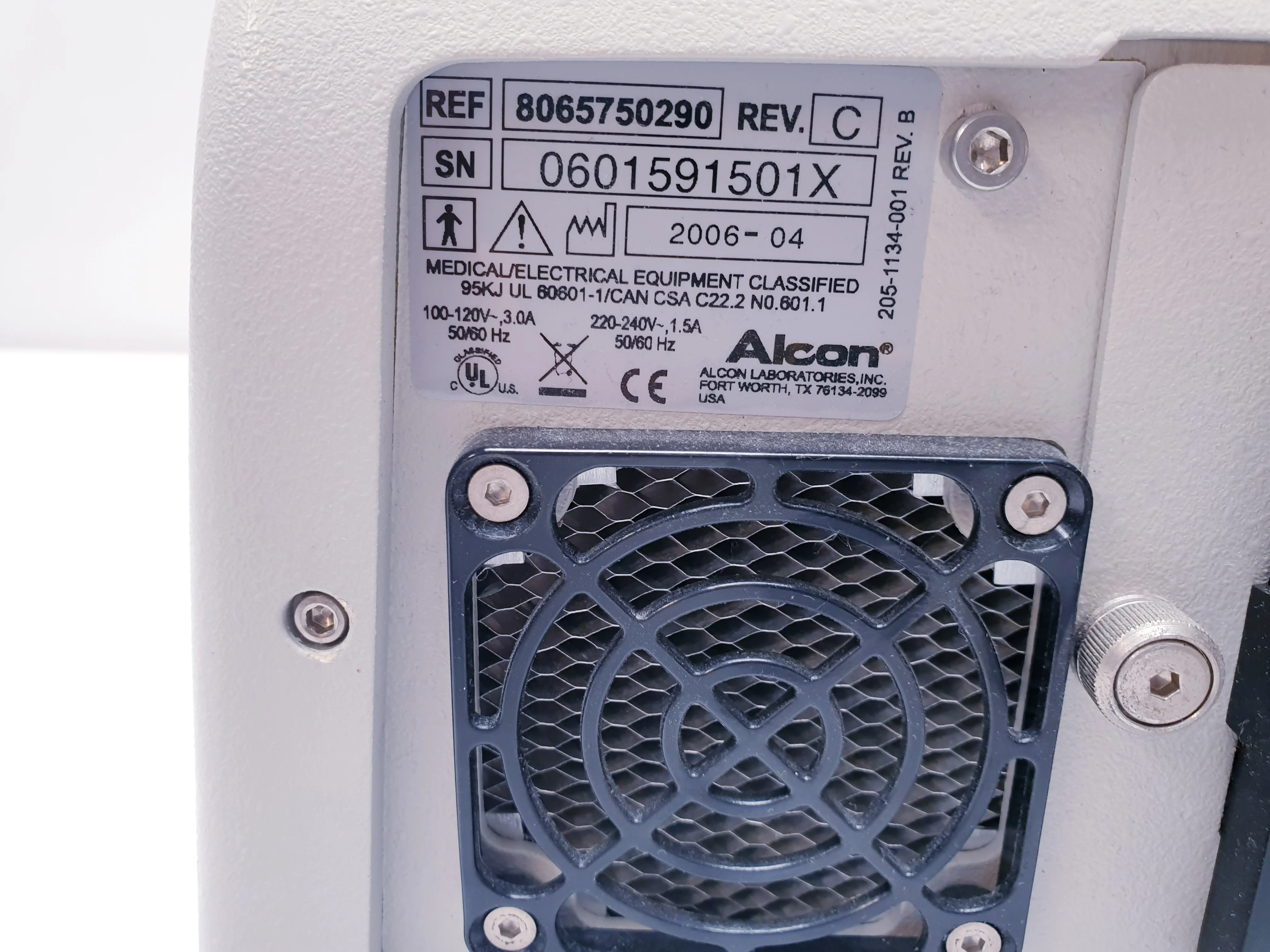 Sell Endoscope light source ALCON Accurus 8065750290 (Germany) | Bimedis