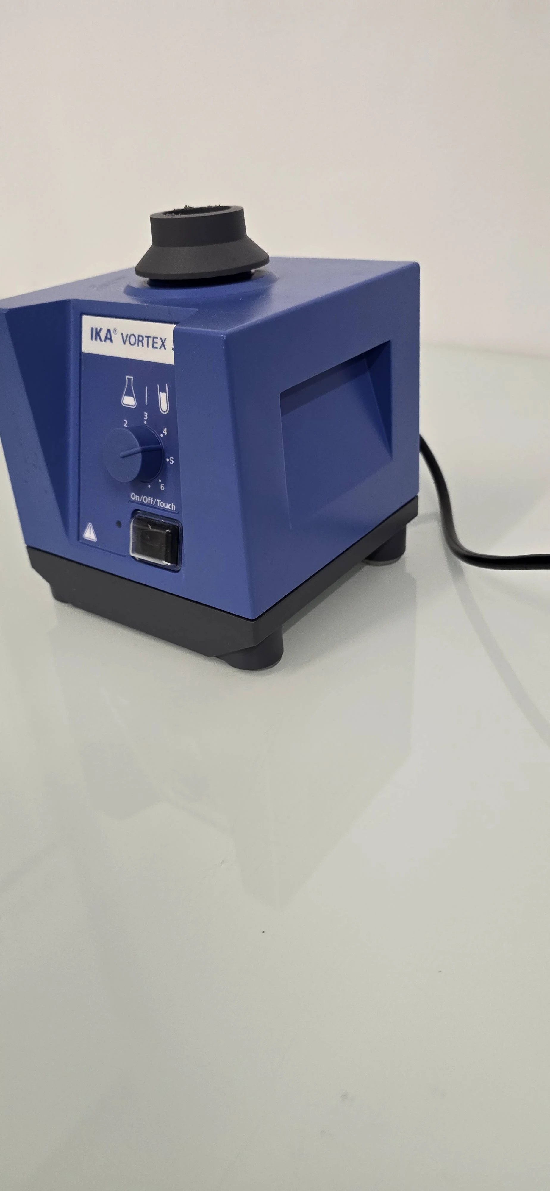 Sell Laboratory mixer IKA Vortex 3 2025 (France) | Bimedis - Australia