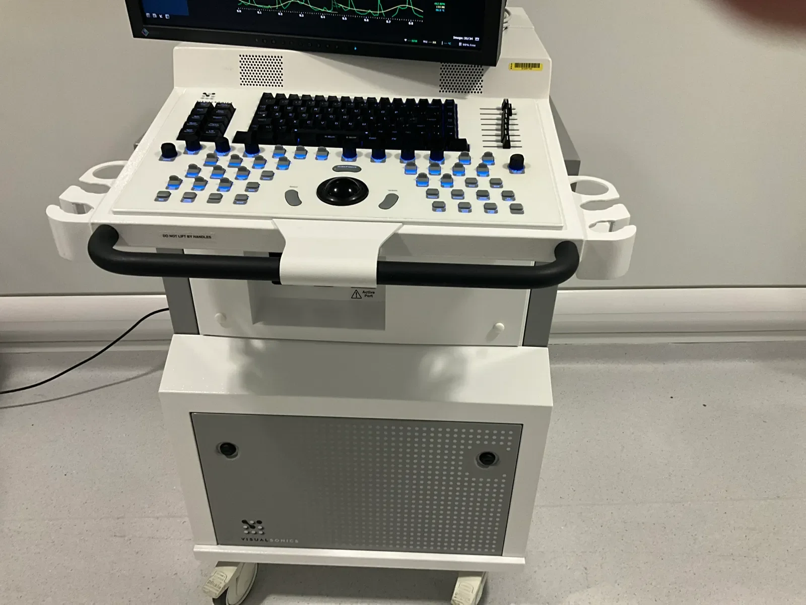 Sell Ultrasound Machine VISUALSONICS Vevo 1100 2015 (France) | Bimedis