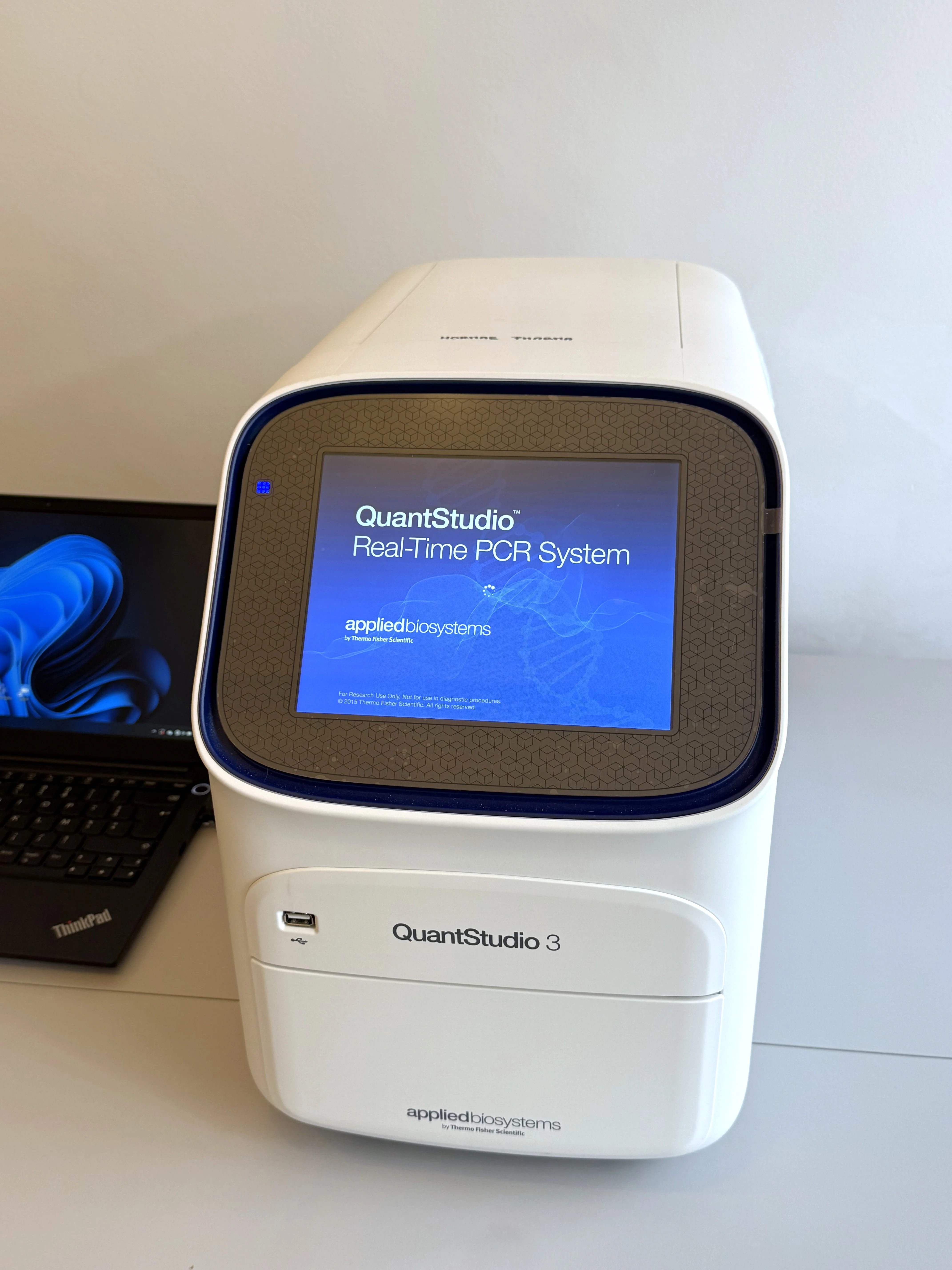Sell PCR Analyzer APPLIED BIOSYSTEMS QuantStudio 3 2022 (Belgium) | Bimedis