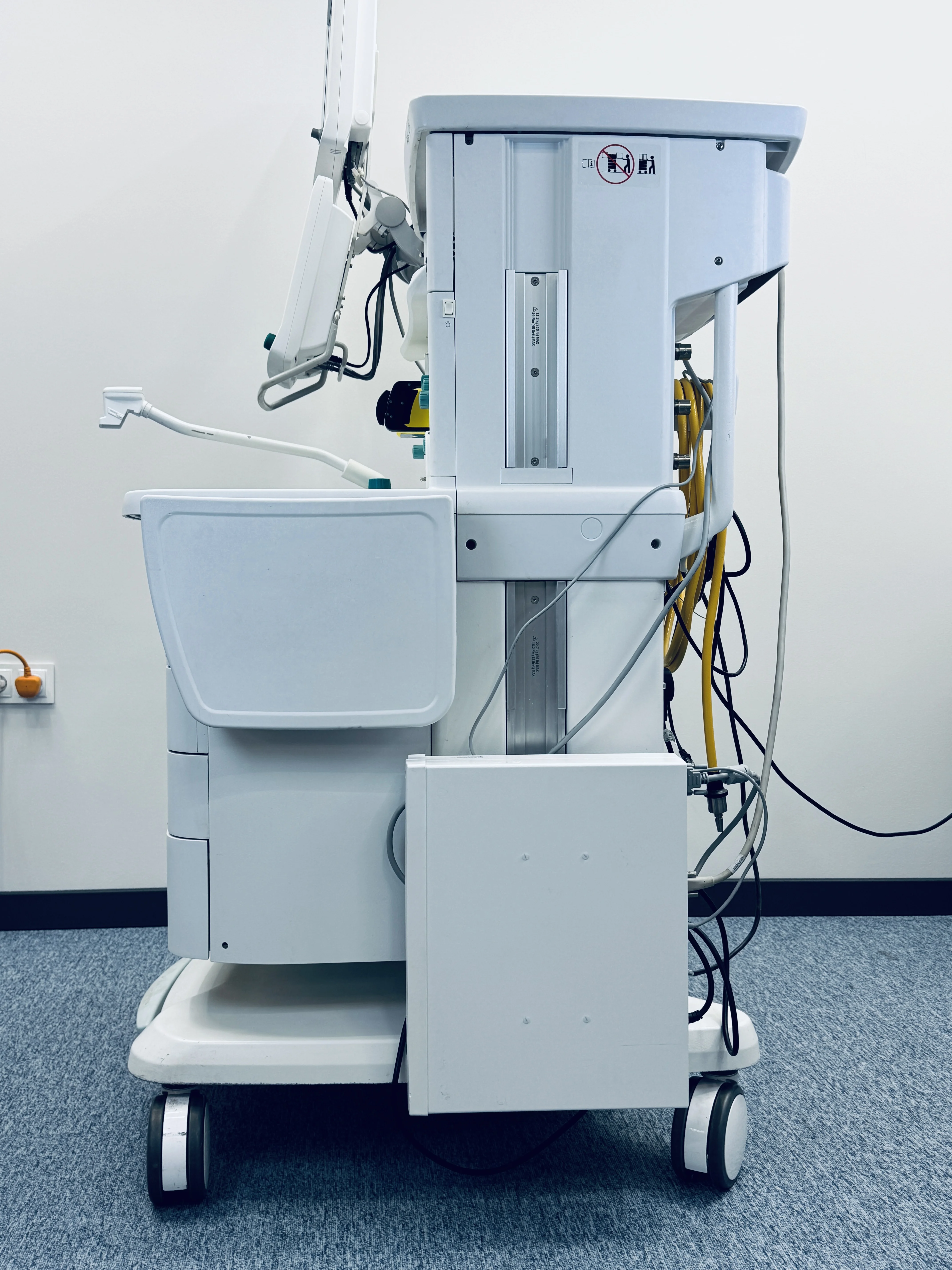 Cs2 Anesthesia Rear Sell Anesthesia Machine GE Aisys CS2 2017 (Poland) | Bimedis