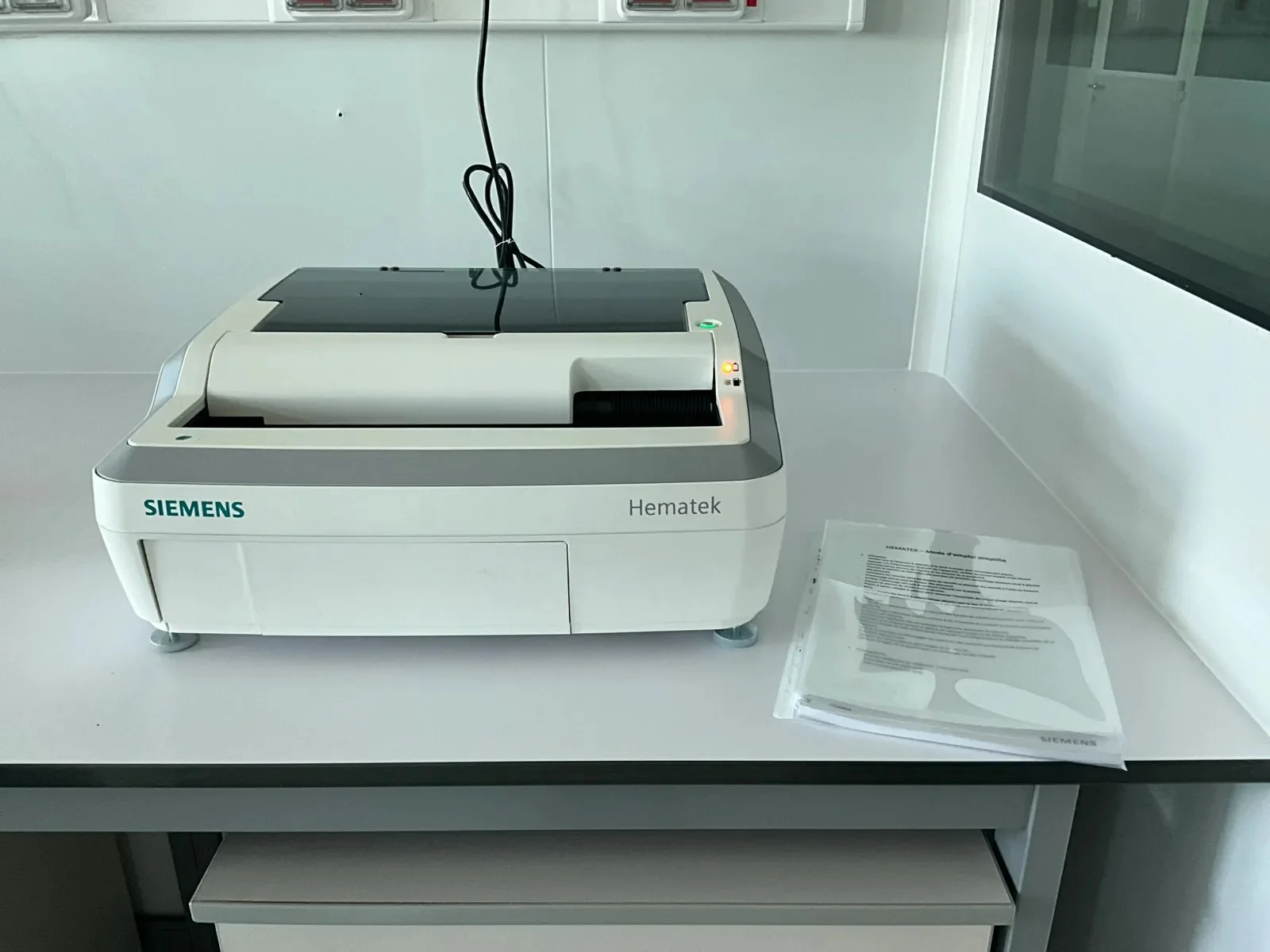 Sell Slide Stainer SIEMENS Hematek 3000 2018 (Belgium) | Bimedis