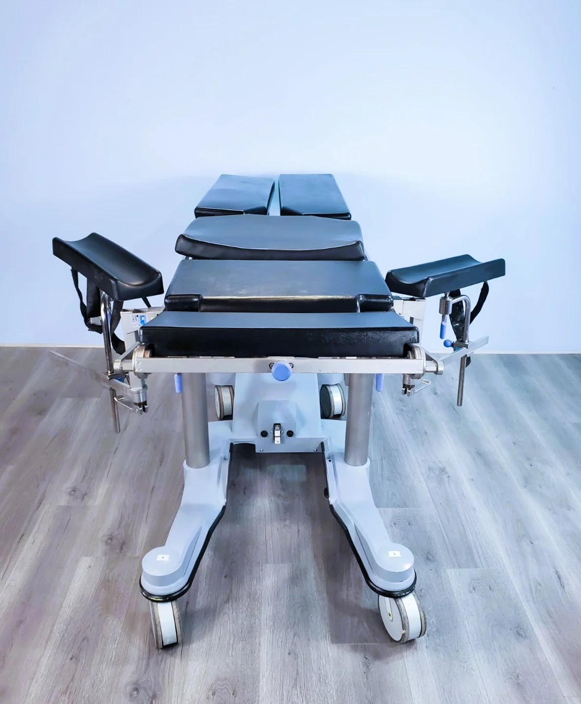 Loopex Table Trumpf Sell Operating table TRUMPF Jupiter 4549100 (France) | Bimedis