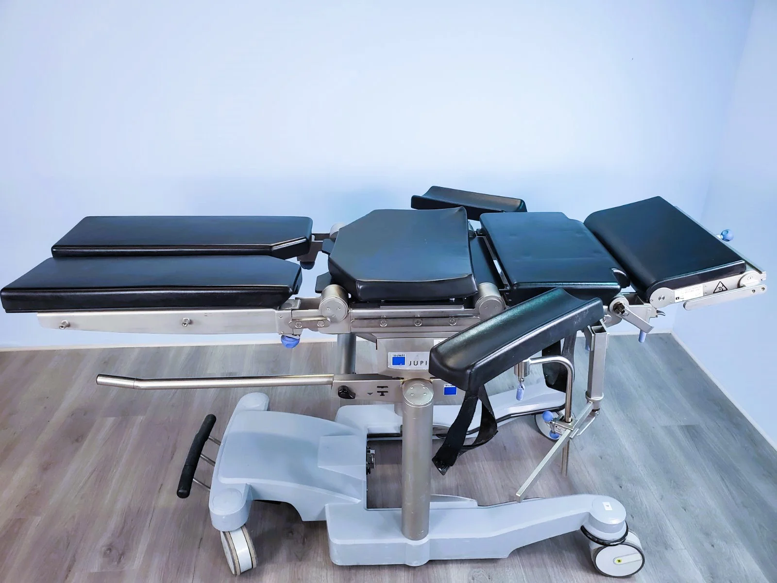 Loopex Table Trumpf Sell Operating table TRUMPF Jupiter 4549100 (France) | Bimedis