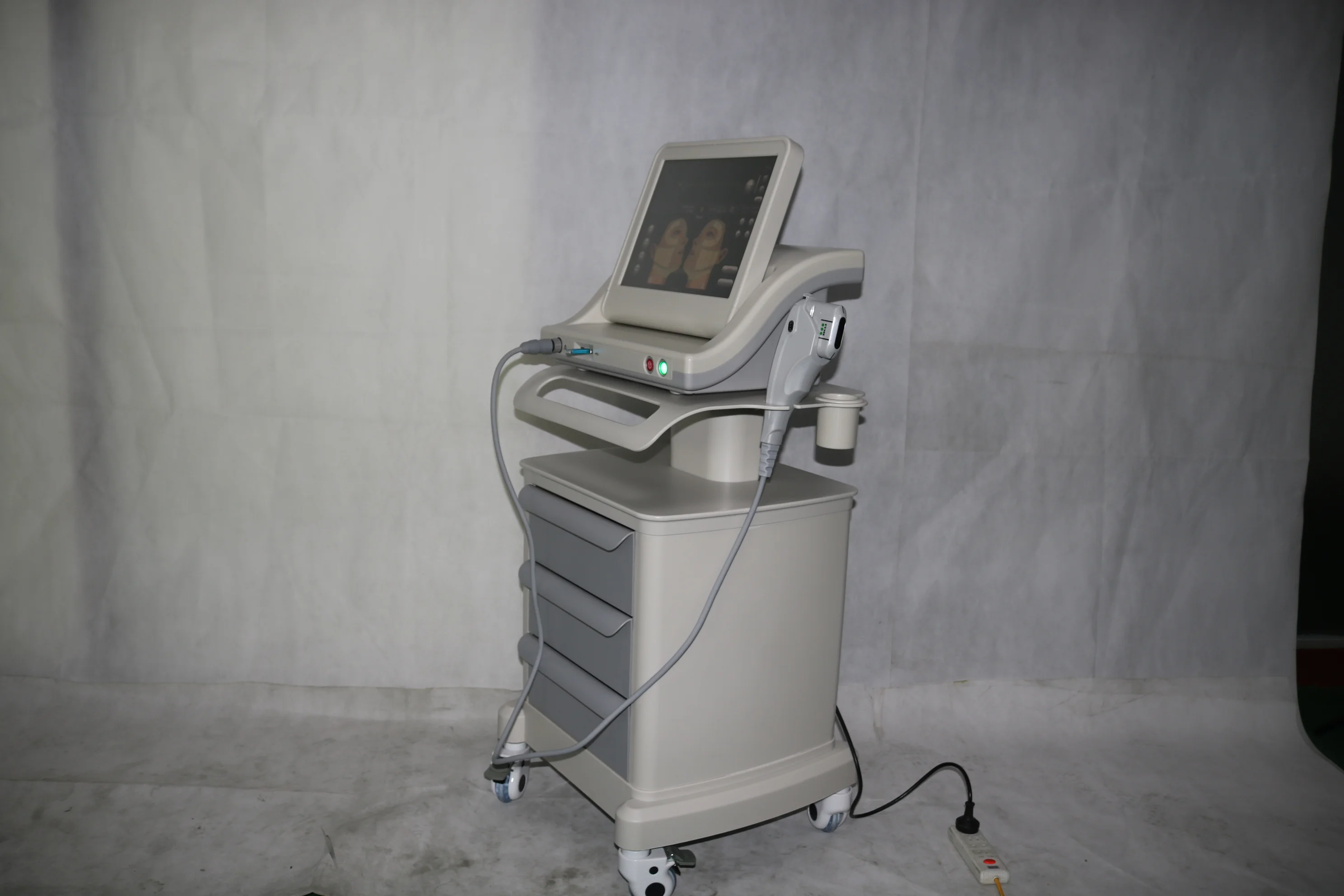 Sell Face-lift Machine on Bimedis Face-lift Machine ULTHERA Ultherapy ...