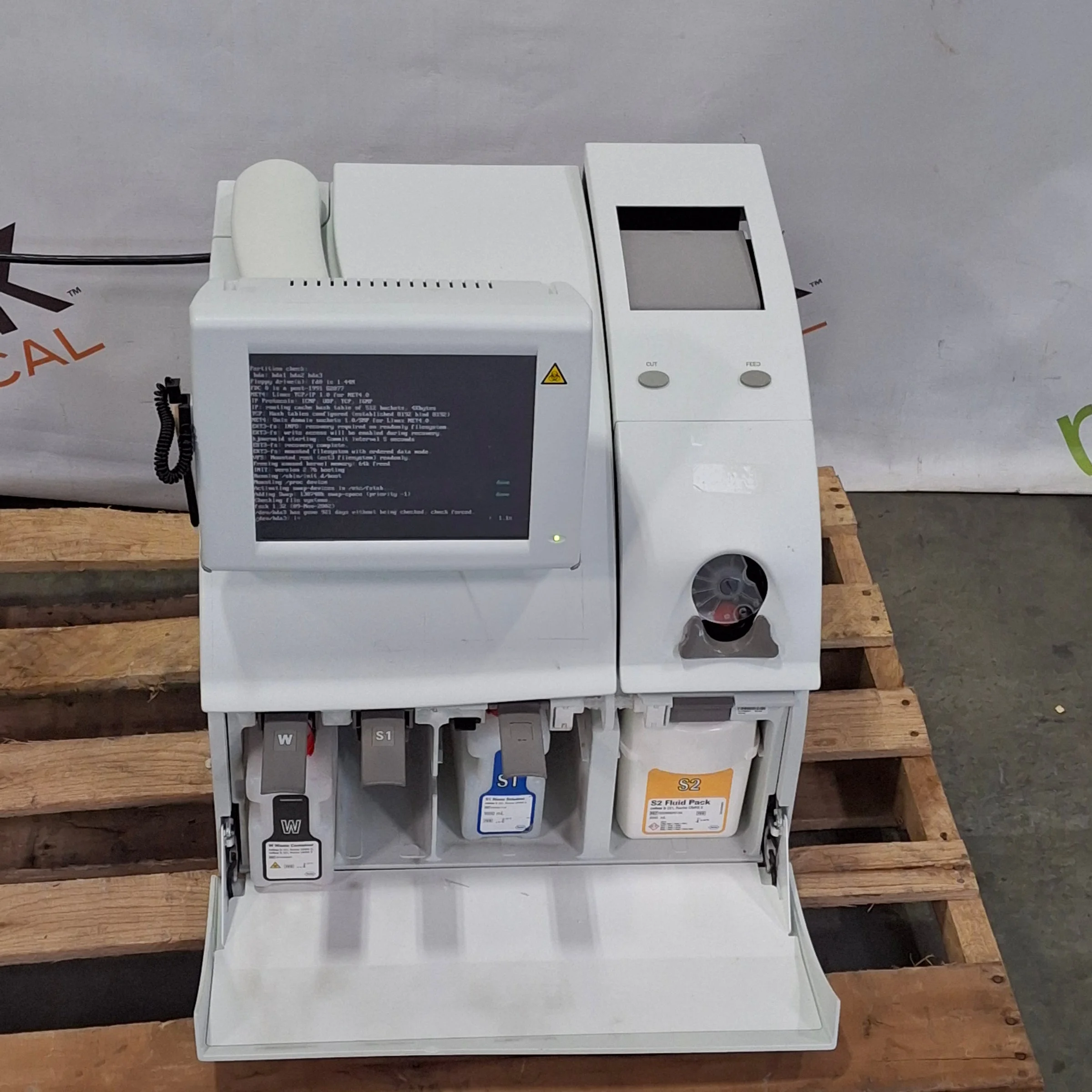 Sell Blood Gas Analyzer ROCHE cobas b 221 (United States) | Bimedis