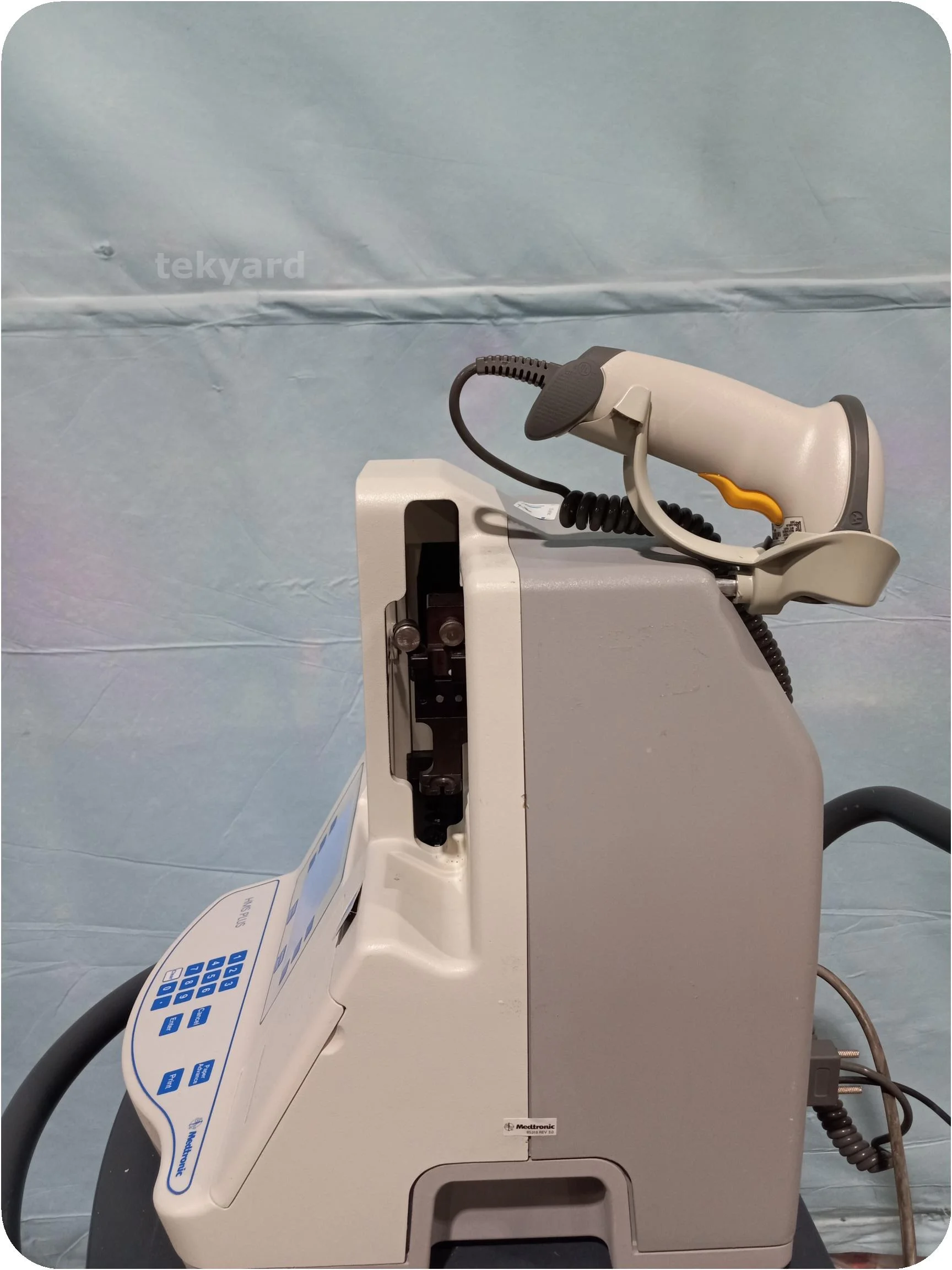 Sell Coagulation Analyzer on Bimedis Coagulation Analyzer MEDTRONIC ...