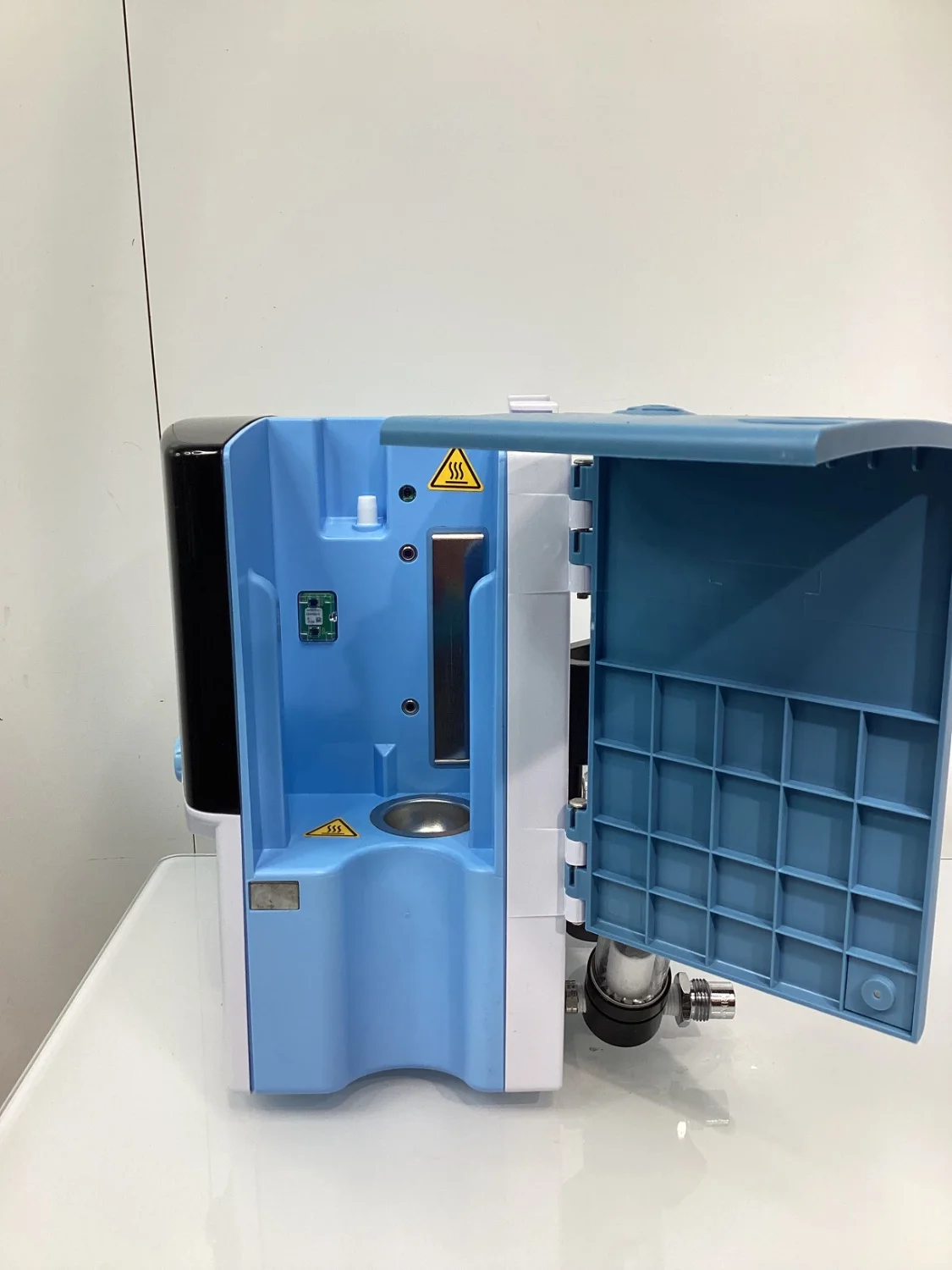 Sell Humidifier/Heater VAPOTHERM Precision Flow Plus (United States ...