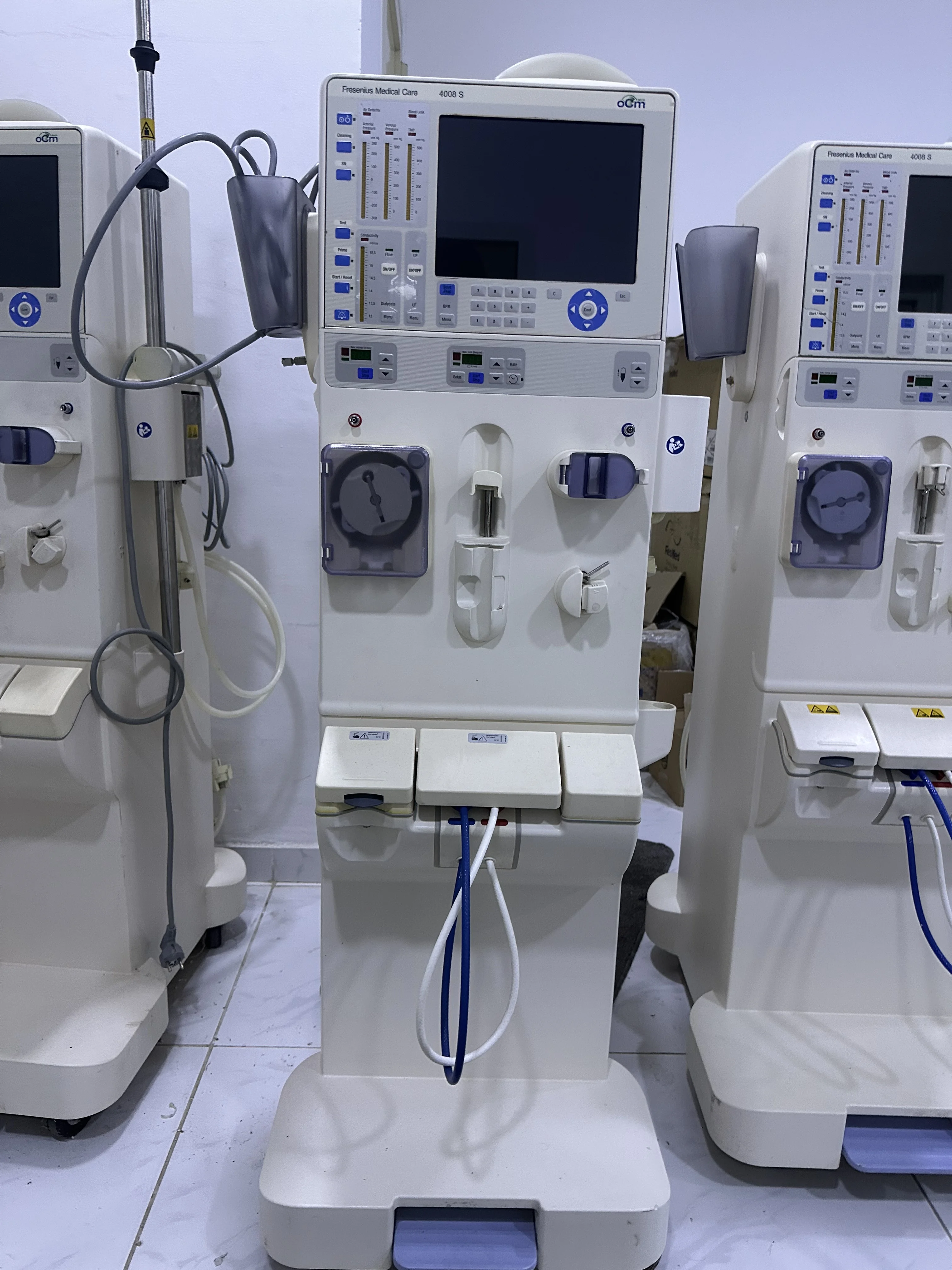 Sell Stationary dialysis machine FRESENIUS 4008S NG 2019 (United Arab ...