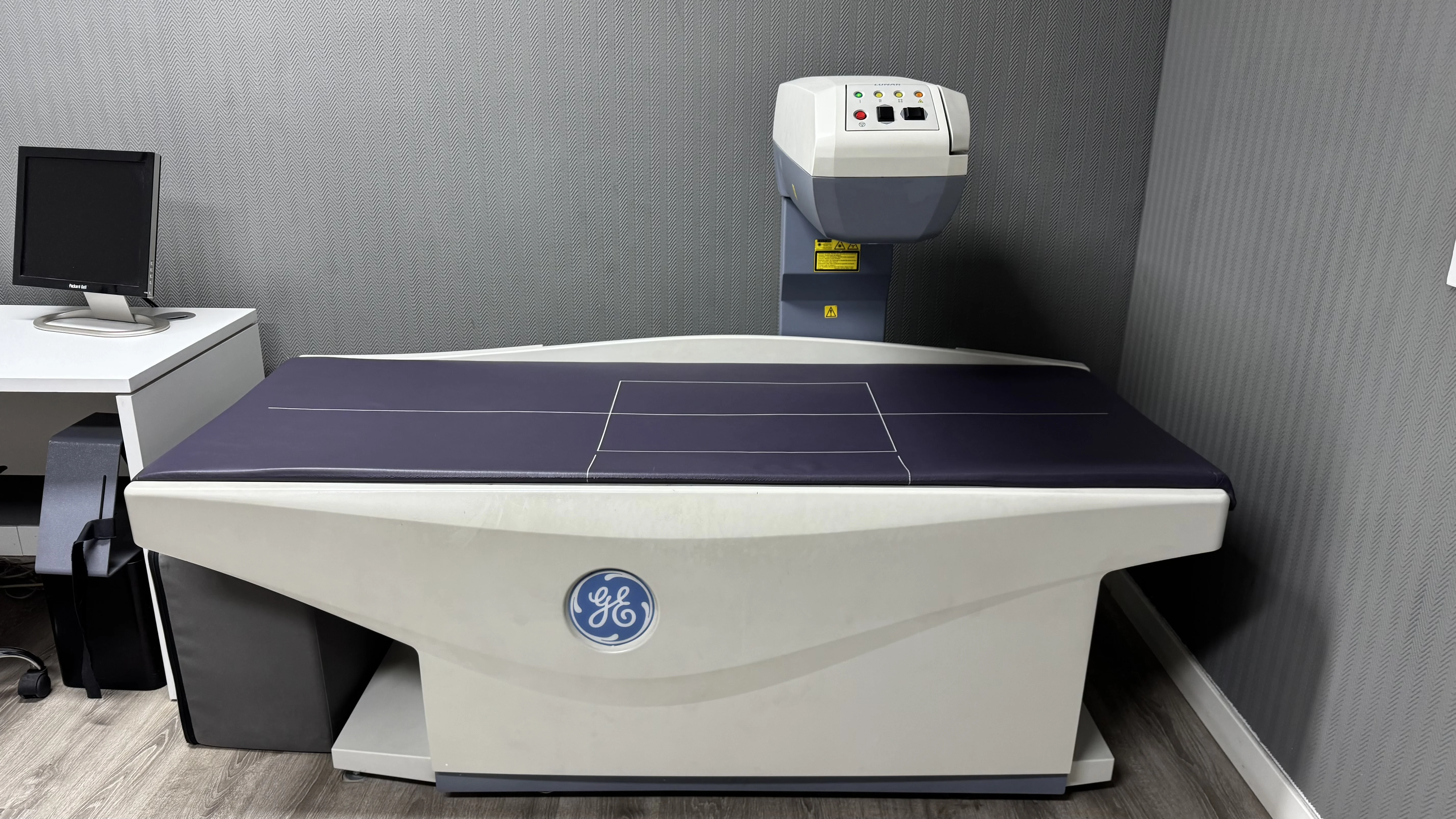 Sensitometer In Radiology Sell X-ray Bone Densitometer GE Lunar DPX Bravo 2013 (Spain) | Bimedis