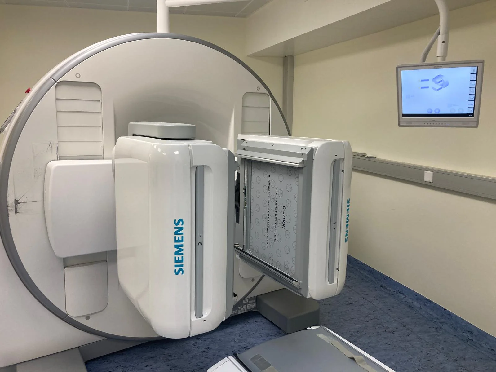 Sell SPECT Camera on Bimedis SPECT Camera SIEMENS Symbia Evo Excel 2015 ...