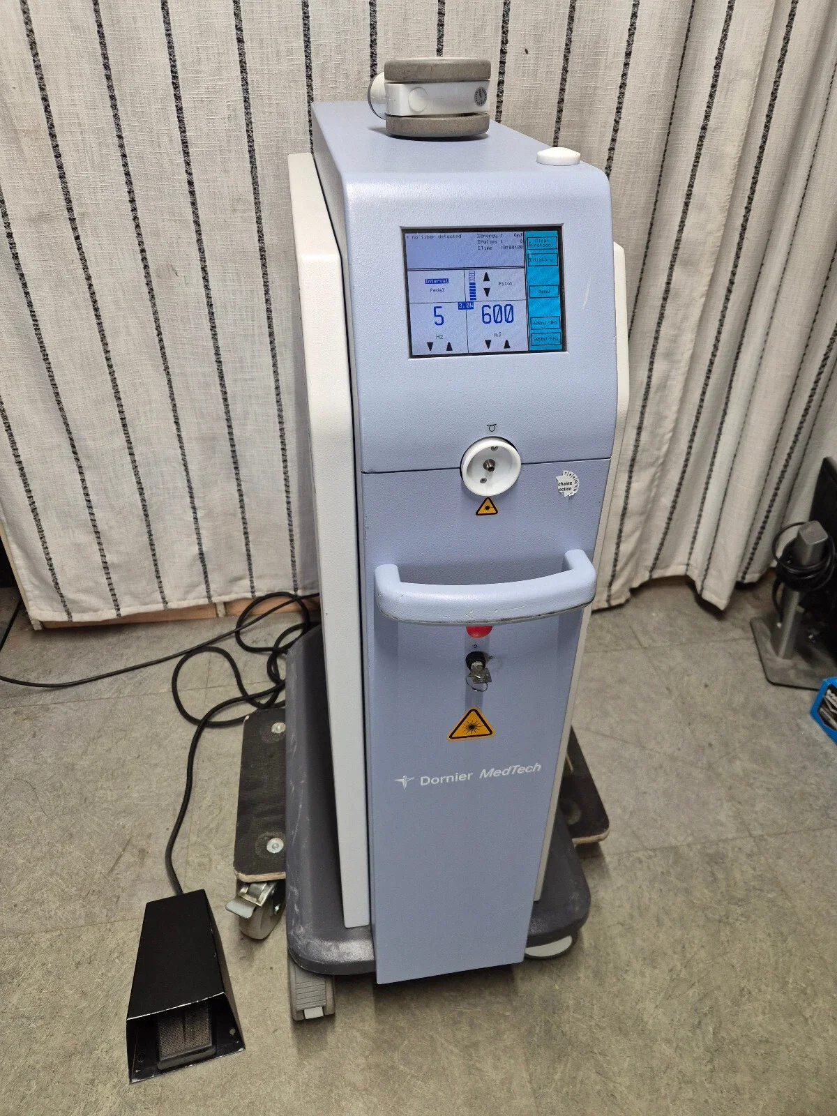 Sell Laser - Holmium DORNIER MEDTECH Medilas H20 (France) | Bimedis