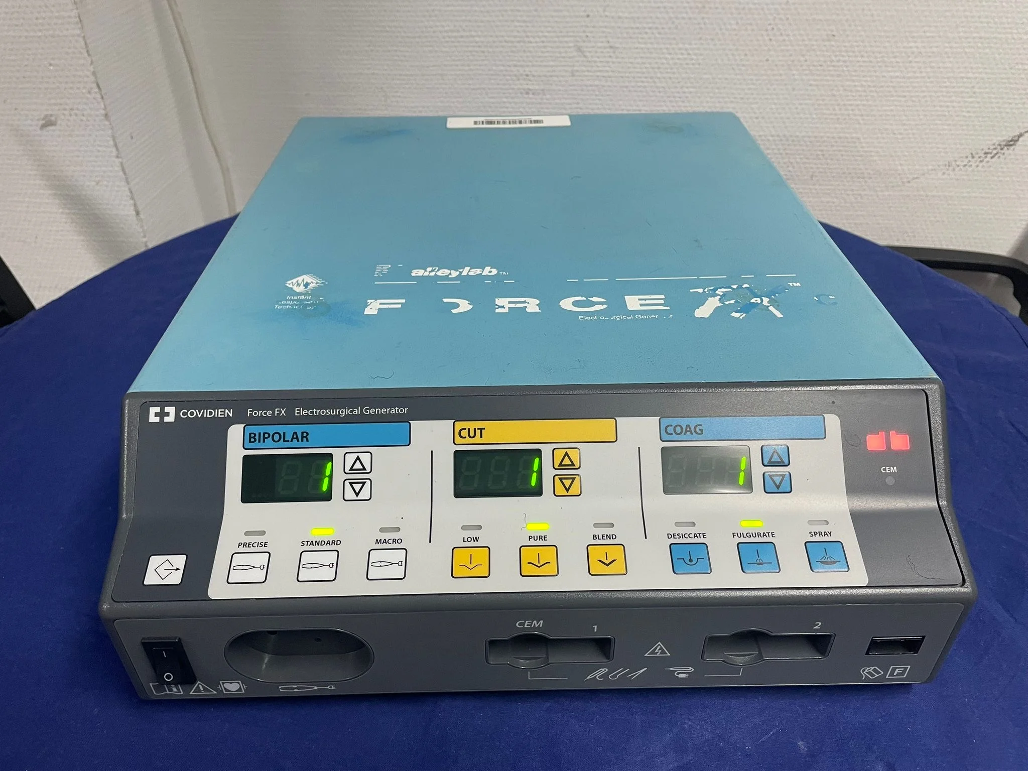 Sell Electrosurgical Unit COVIDIEN Force FX-8CS (Germany) | Bimedis