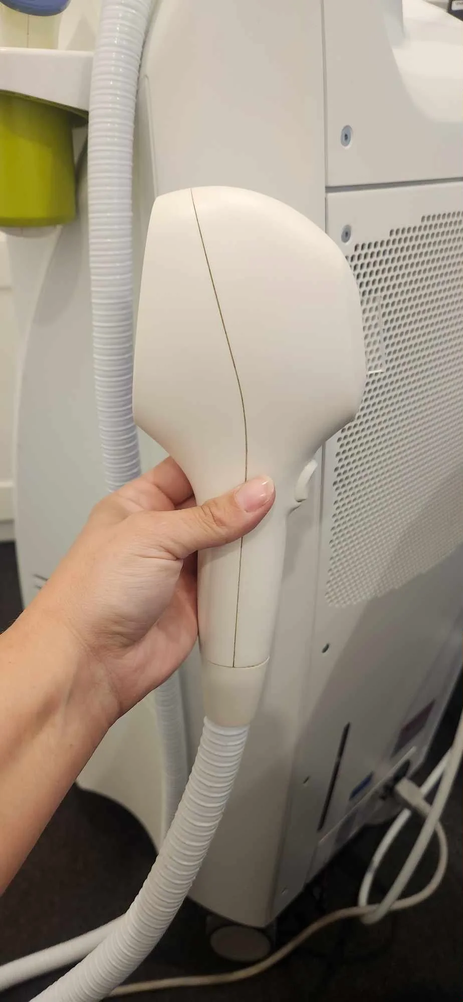 Sell IPL Machine VENUS Versa 2019 (Canada) | Bimedis