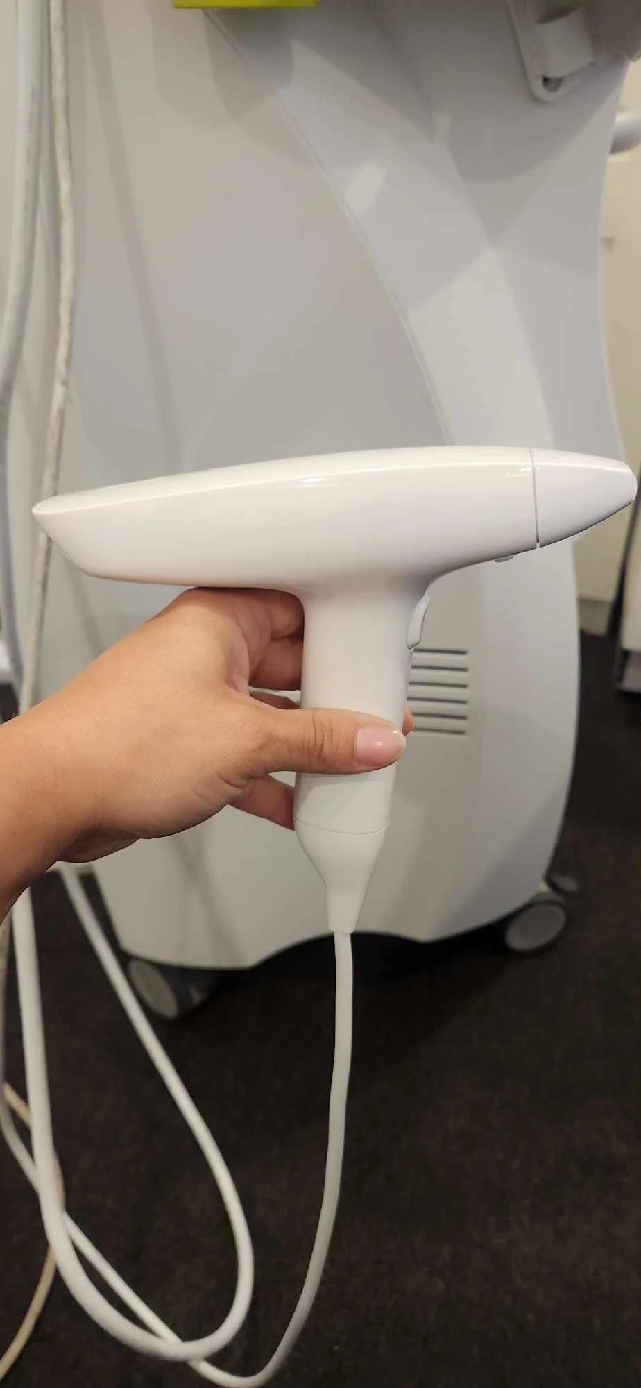 Sell IPL Machine VENUS Versa 2019 (Canada) | Bimedis