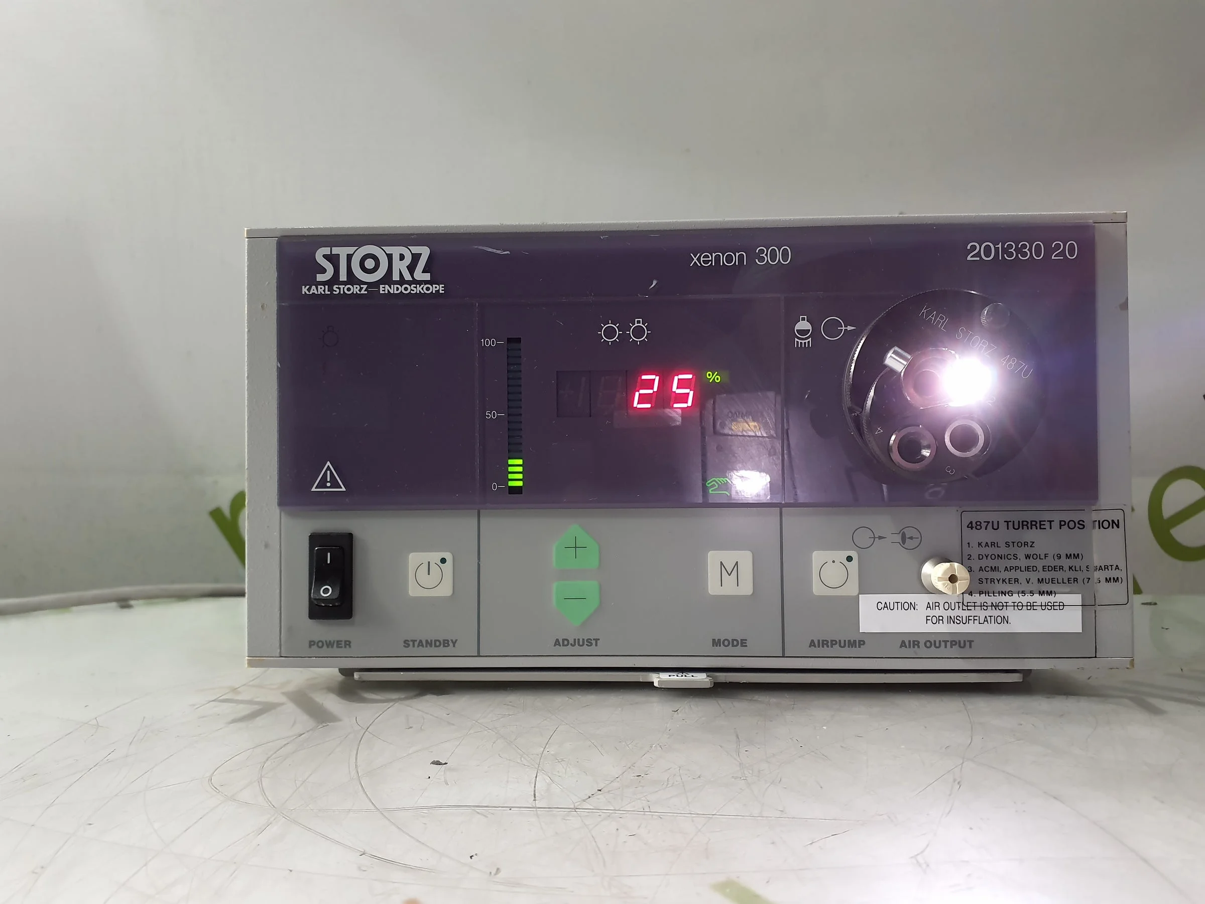 Sell Endoscope light source on Bimedis Endoscope light source KARL ...