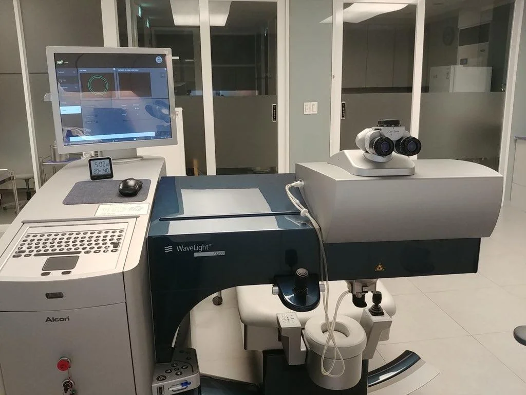 Sell Laser-Femto ALCON Wavelight FS200 2015 (South Korea) | Bimedis