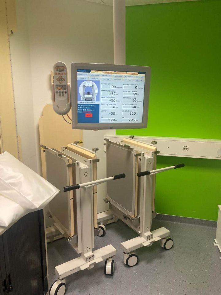 Sell SPECT Camera on Bimedis SPECT Camera PHILIPS Brightview XCT 2013 ...