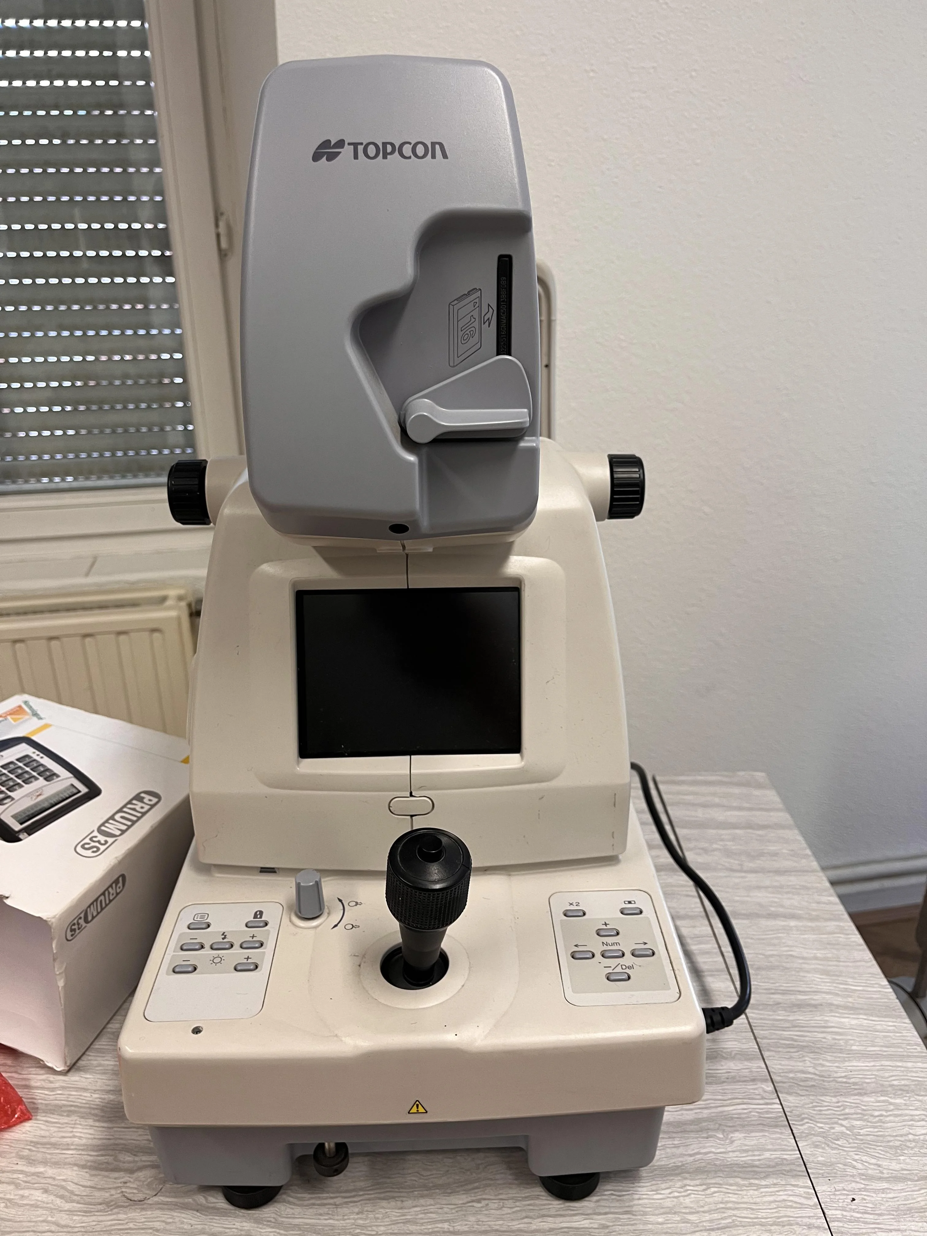 Topcon Signal Camera Sell Retinal camera TOPCON TRC-NW100 2006 (France) | Bimedis