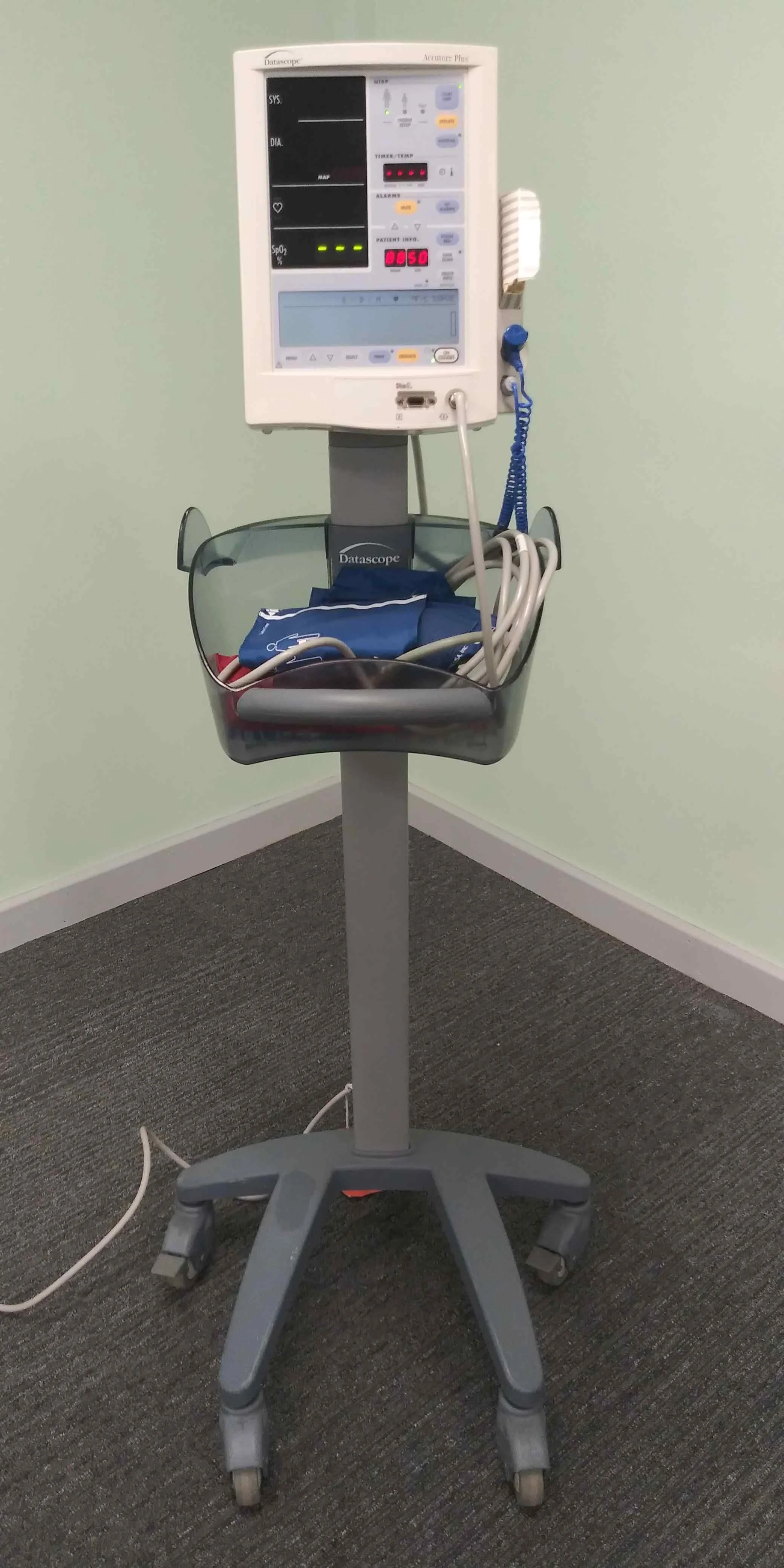 Sell Patient monitor DATASCOPE Accutorr Plus (United States) | Bimedis