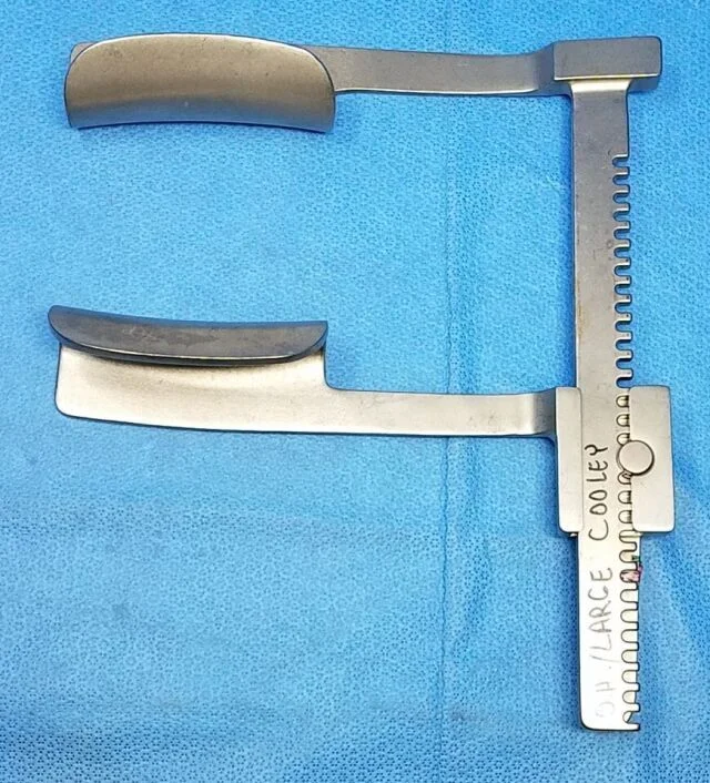 Mueller Instruments Sell Surgical Instrument V. MUELLER CH1275-1 (United States)