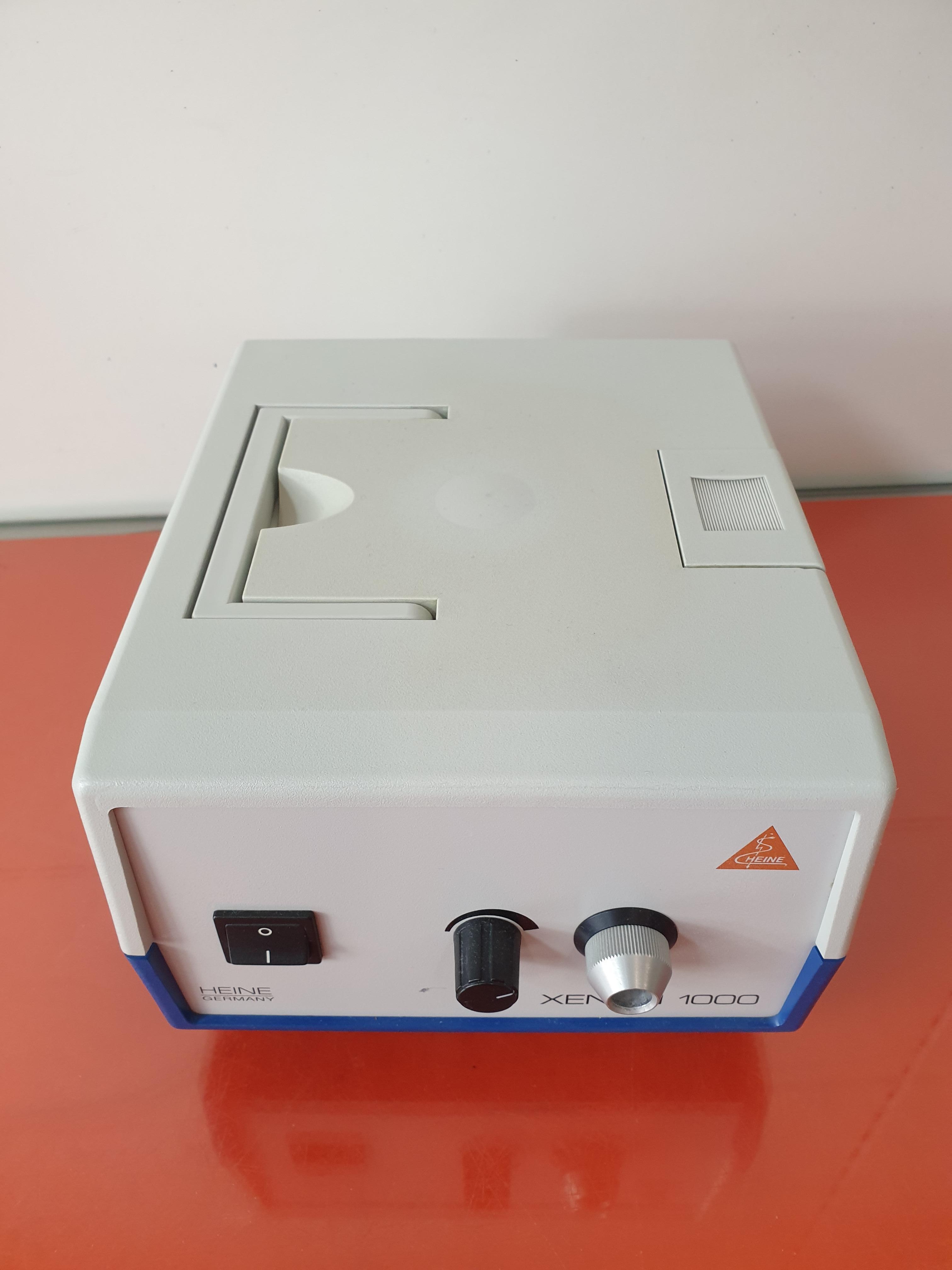 Source Light Model 1000 Sell Endoscope light source HEINE XENON 1000 (Germany) | Bimedis