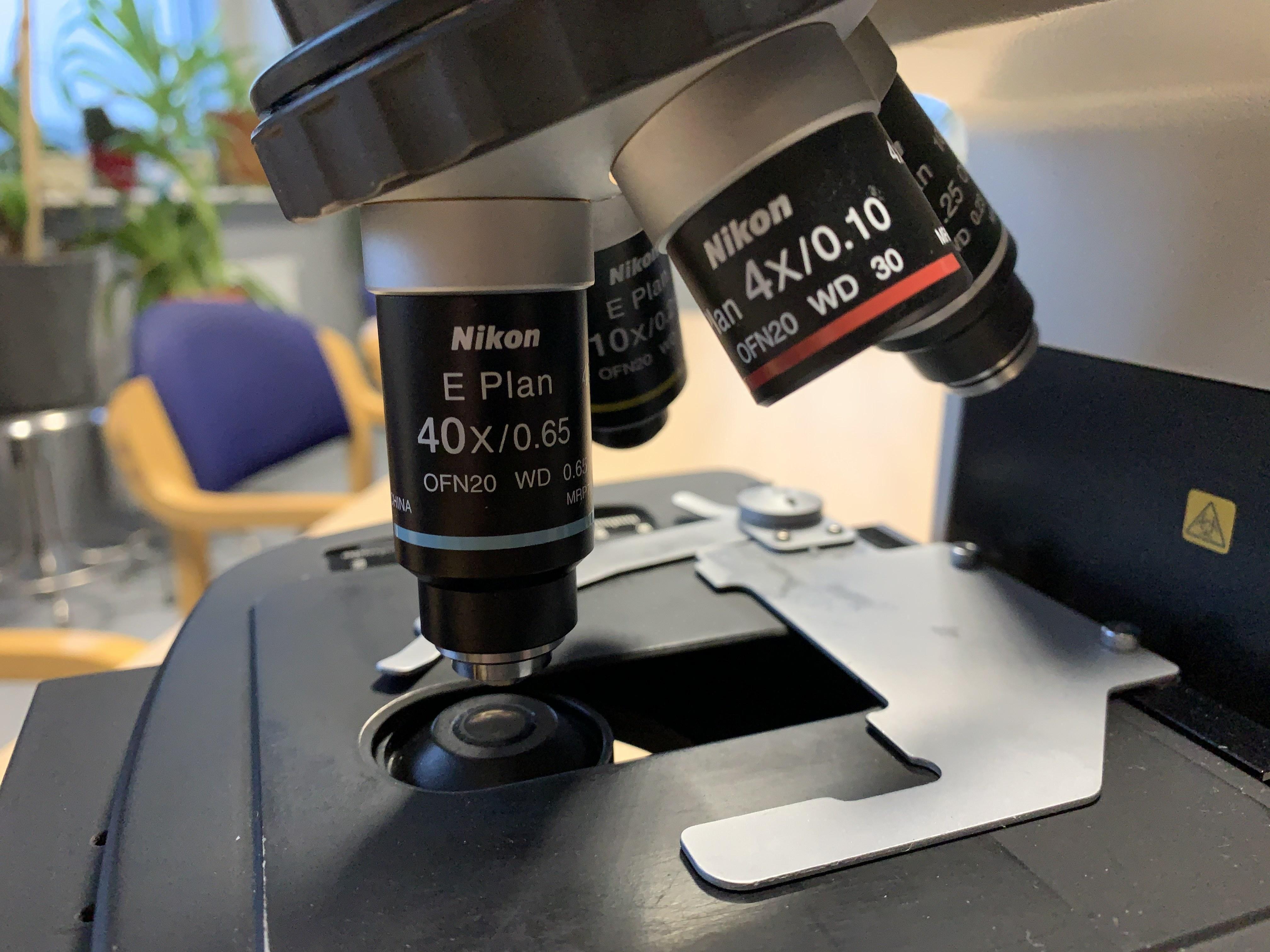 Sell Laboratory microscope NIKON Eclipse E200 (Poland) | Bimedis