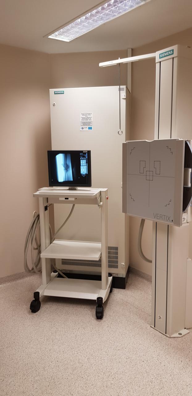 Sell X-ray machine SIEMENS AXIOM ICONOS R200 2005 (Germany)
