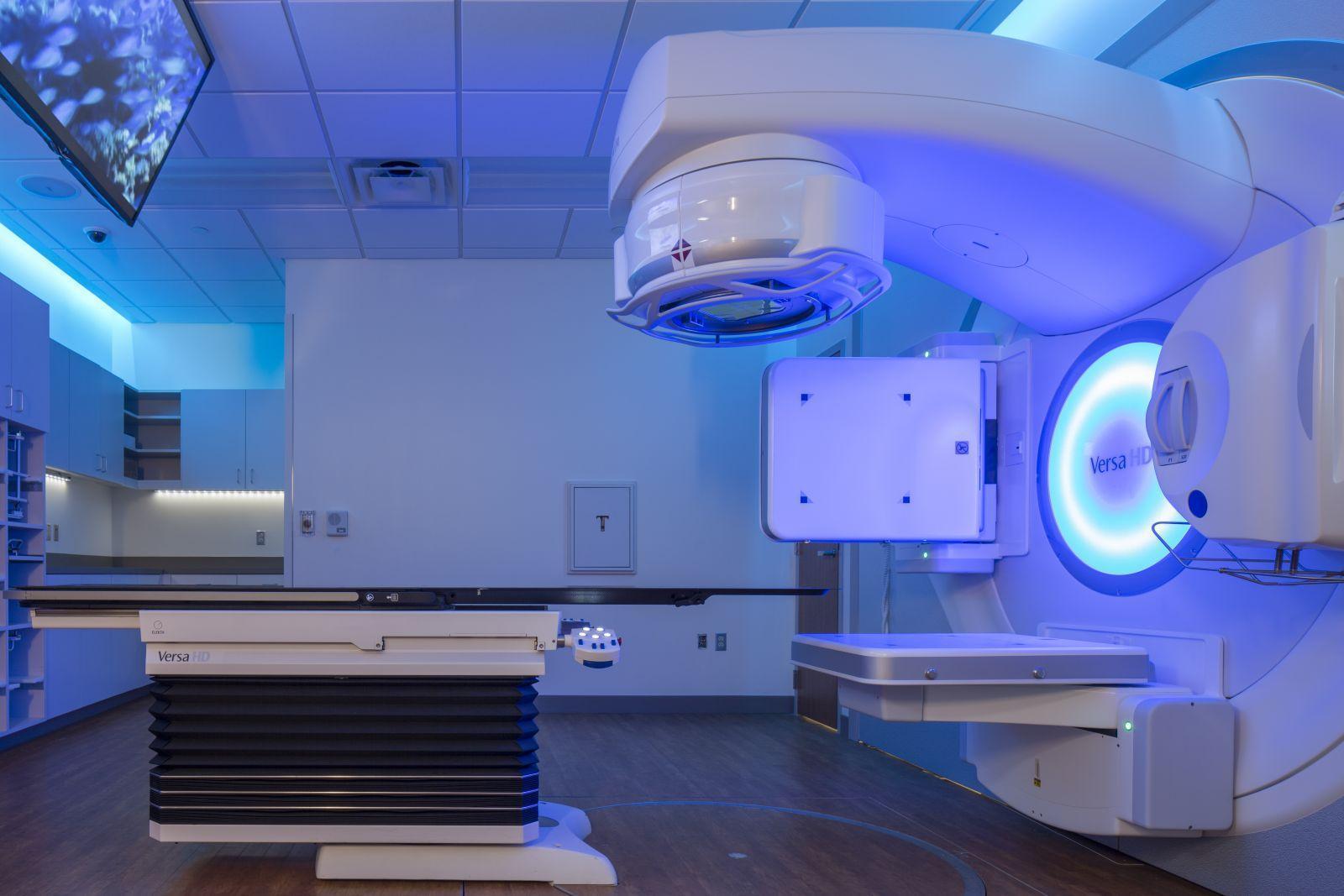 Sell Linear Accelerator ELEKTA Versa HD 2017 (Lithuania) | Bimedis