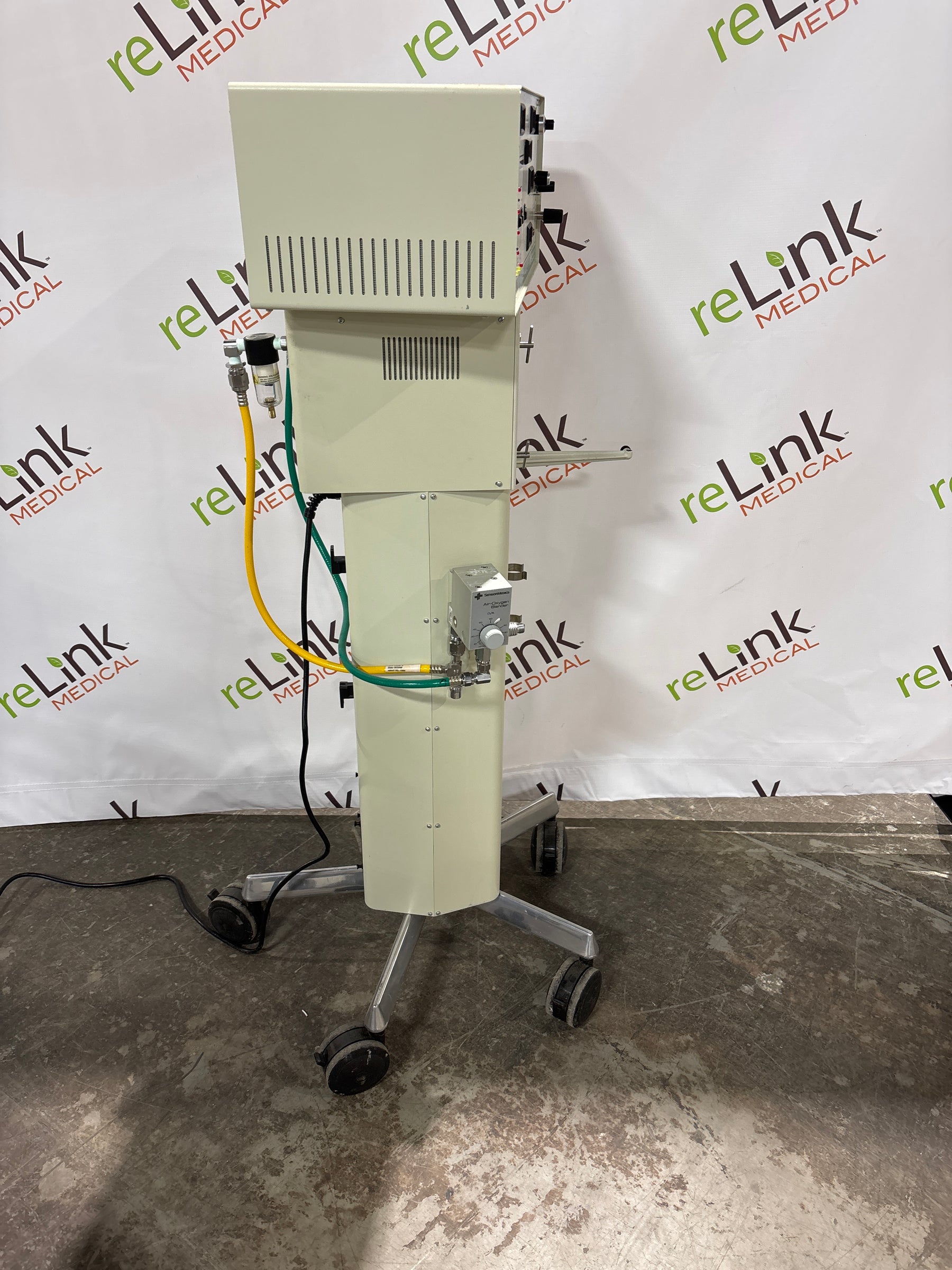 Sensormedics Sell Anesthesia ventilator CAREFUSION SensorMedics 3100B 2009 (United ...