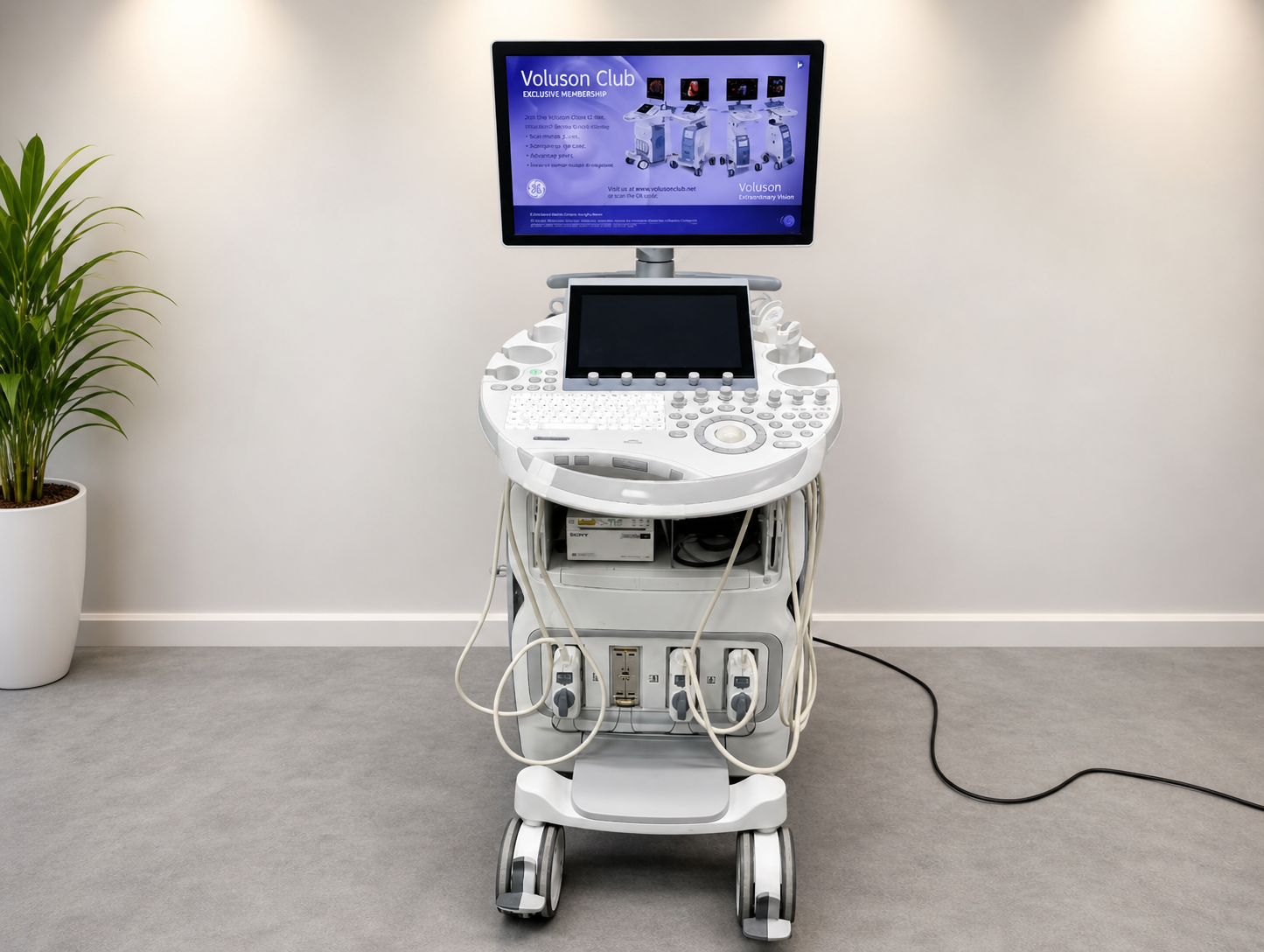 GE Voluson E8 Ultrasound Machine